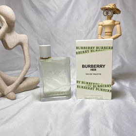 Burberry Blumen und ihre weichen Süßigkeiten Eau de Parfum-3350  